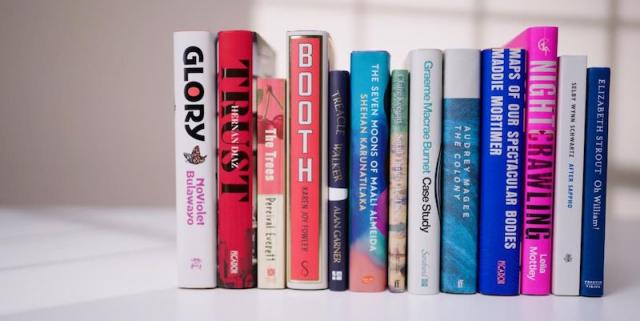 Spins of the hardcopy books nominated for the 2022 Booker prize